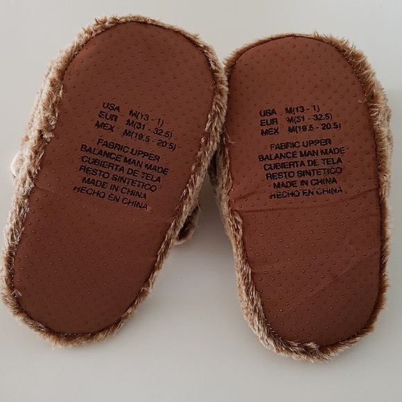 Peter rabbit bunny slippers - Picture 3 of 6